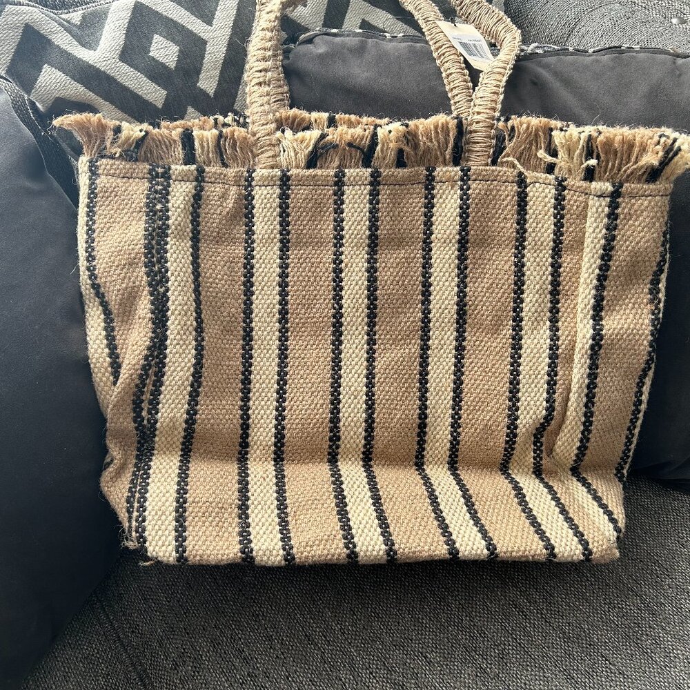 MAGID JUTE TOTE - BNWT - FABULOUS!